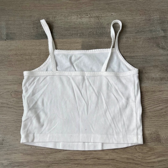 White spaghetti strap tank top - Picture 2 of 3